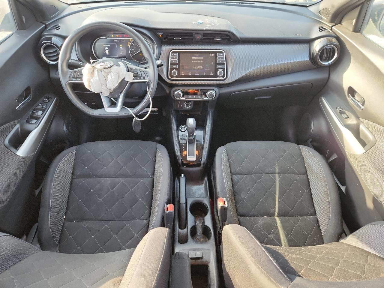 2019 NISSAN KICKS