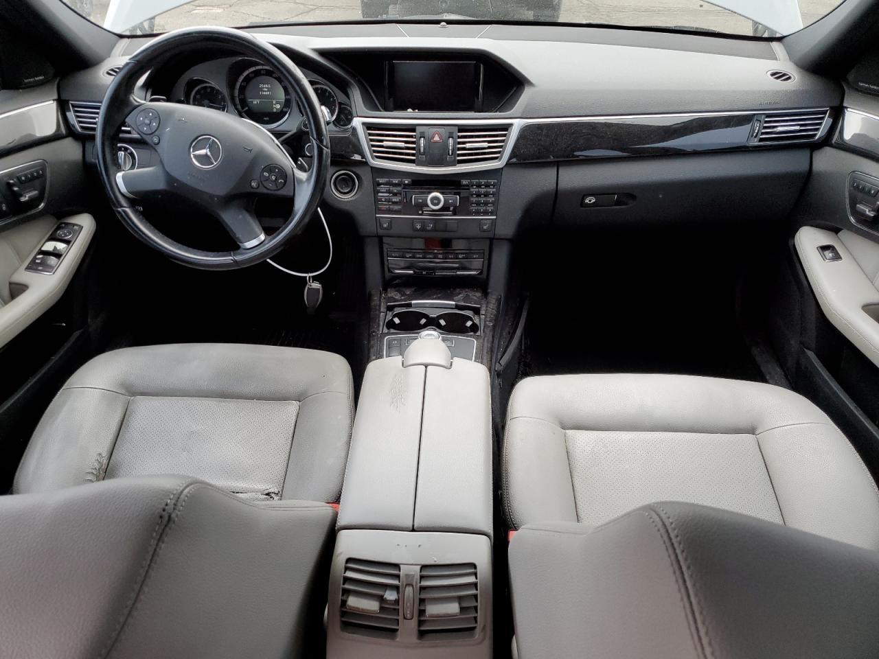 2011 MERCEDES-BENZ E-Class