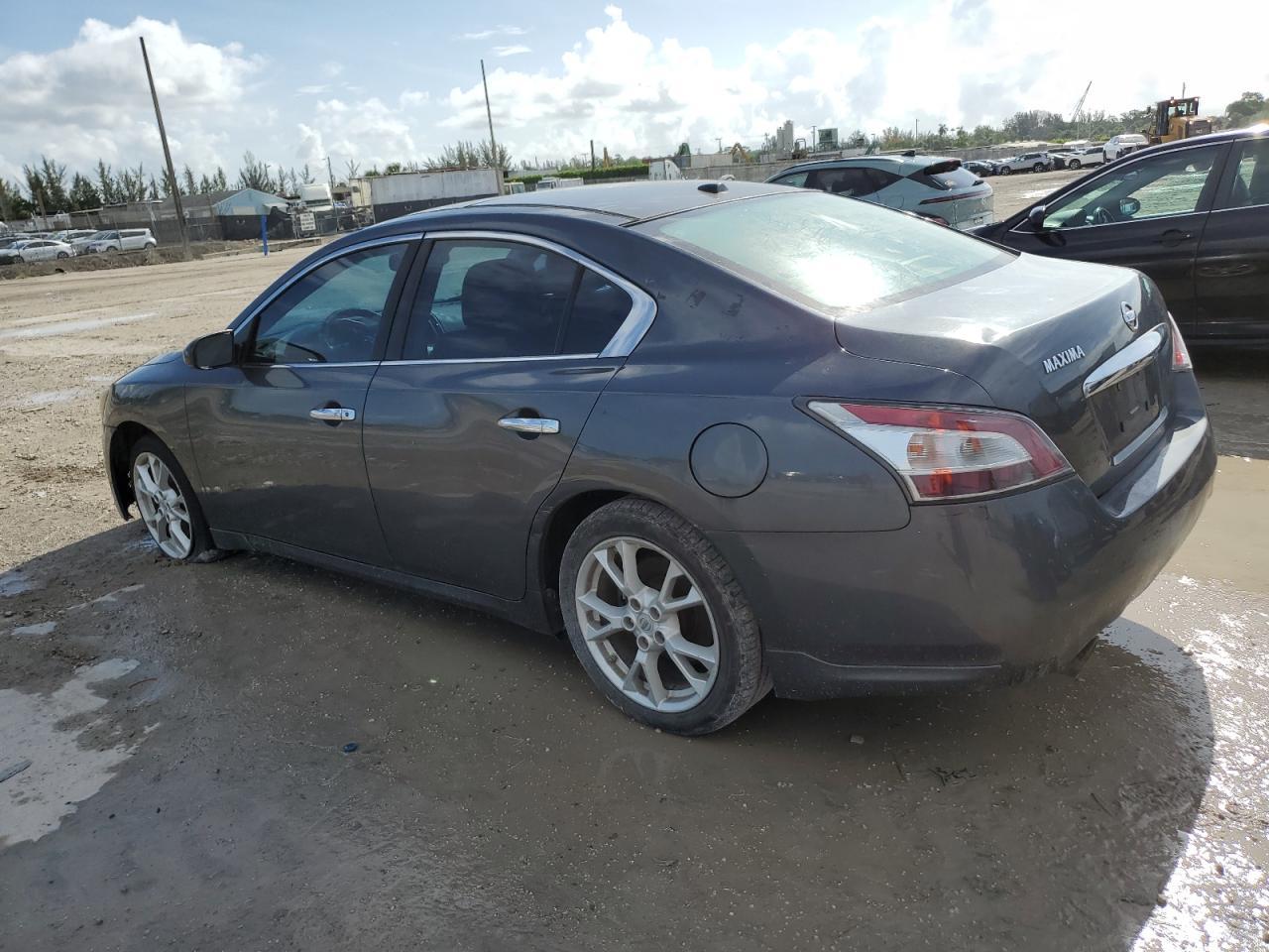 2012 NISSAN Maxima