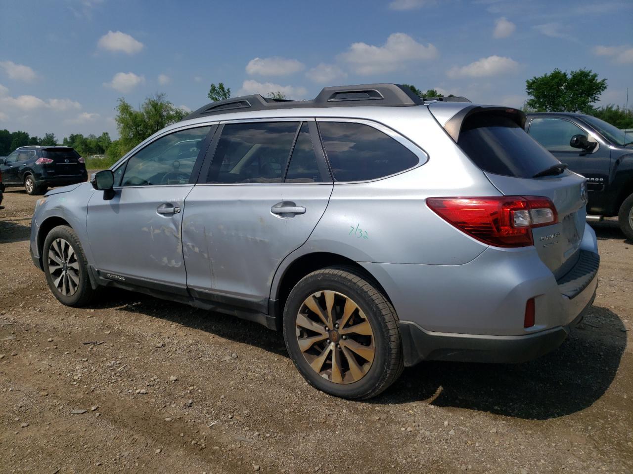 2015 SUBARU Outback