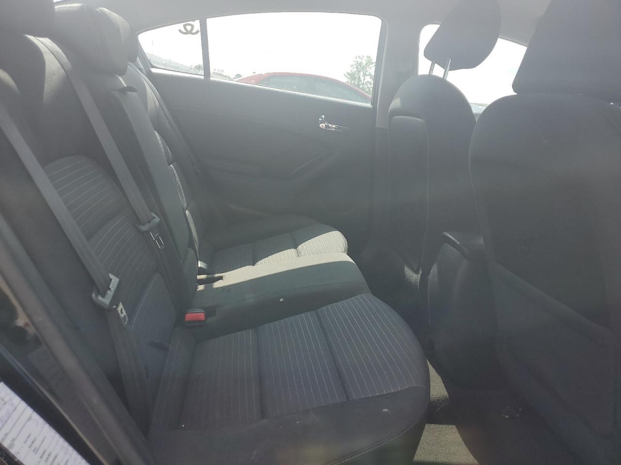 2016 KIA FORTE