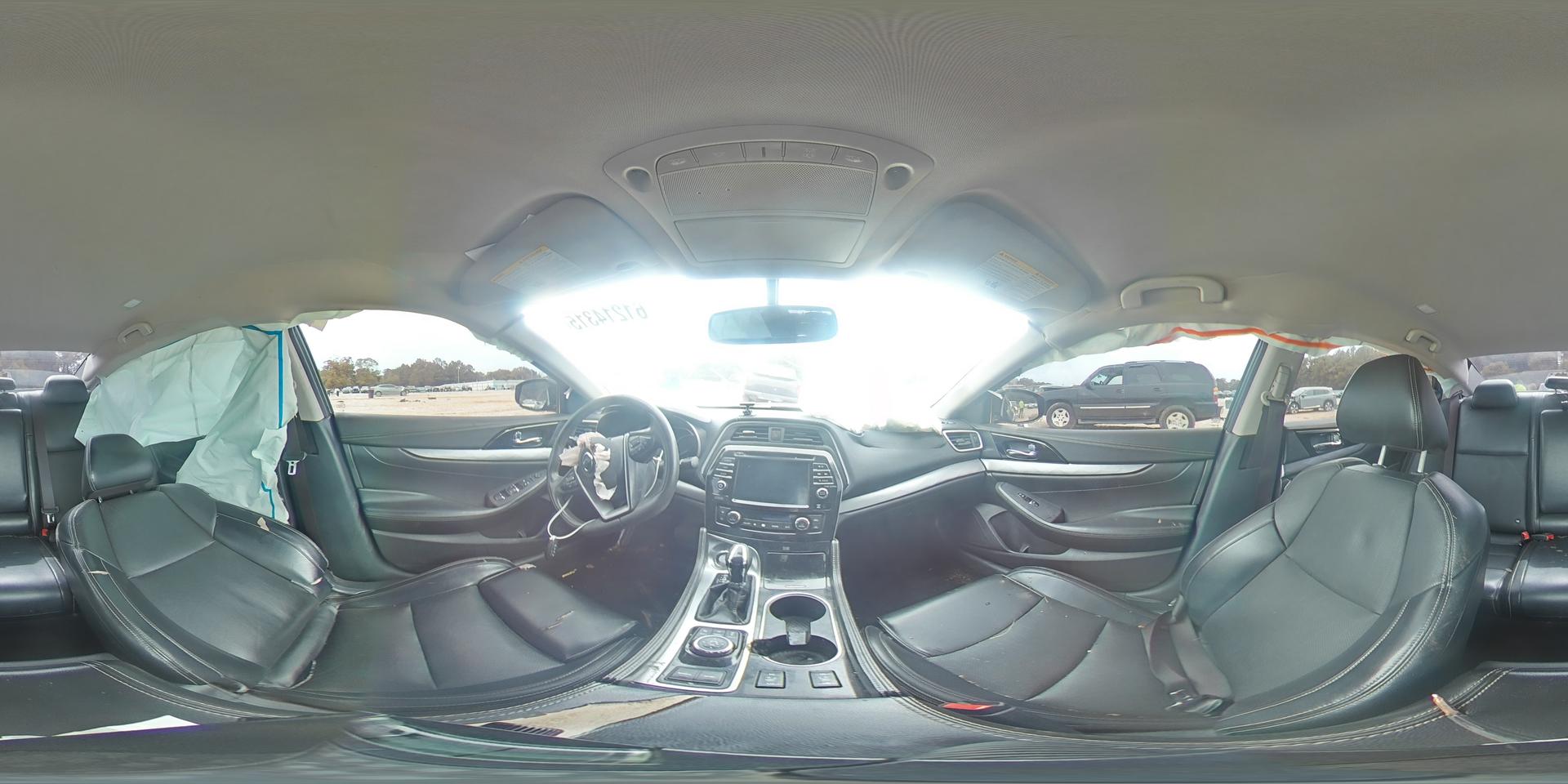 2017 NISSAN Maxima