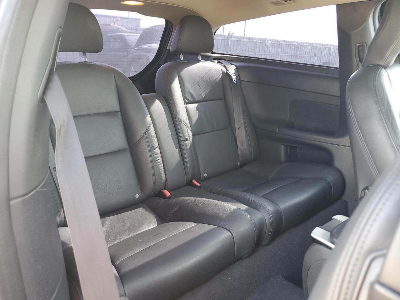 2011 VOLVO C30