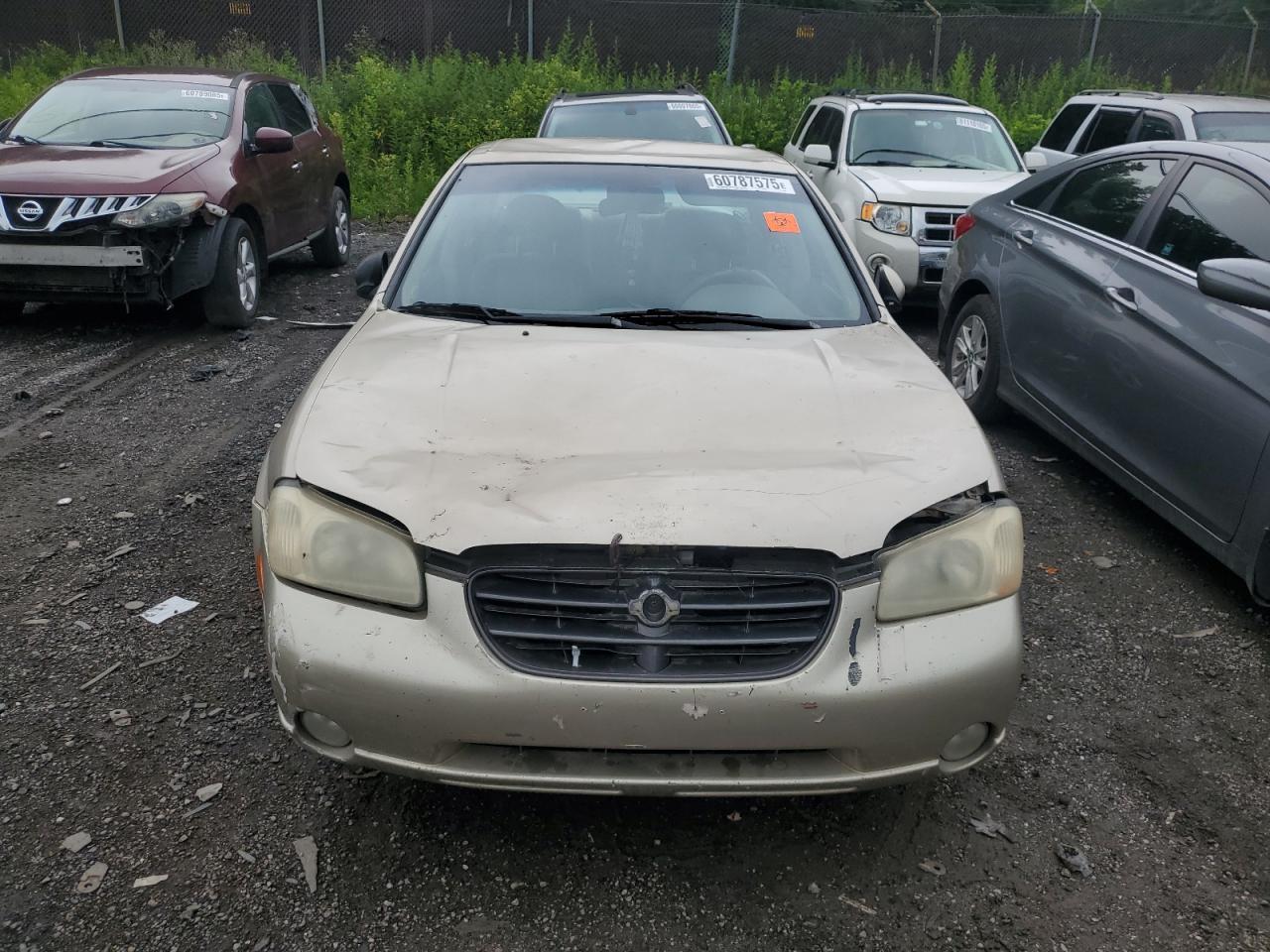 2001 NISSAN Maxima