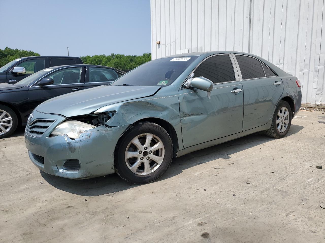 2010 TOYOTA CAMRY