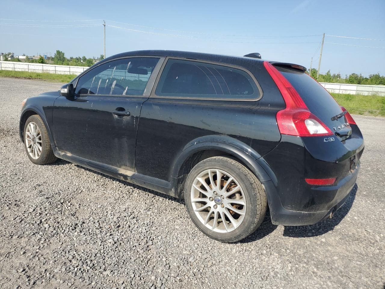 2011 VOLVO C30