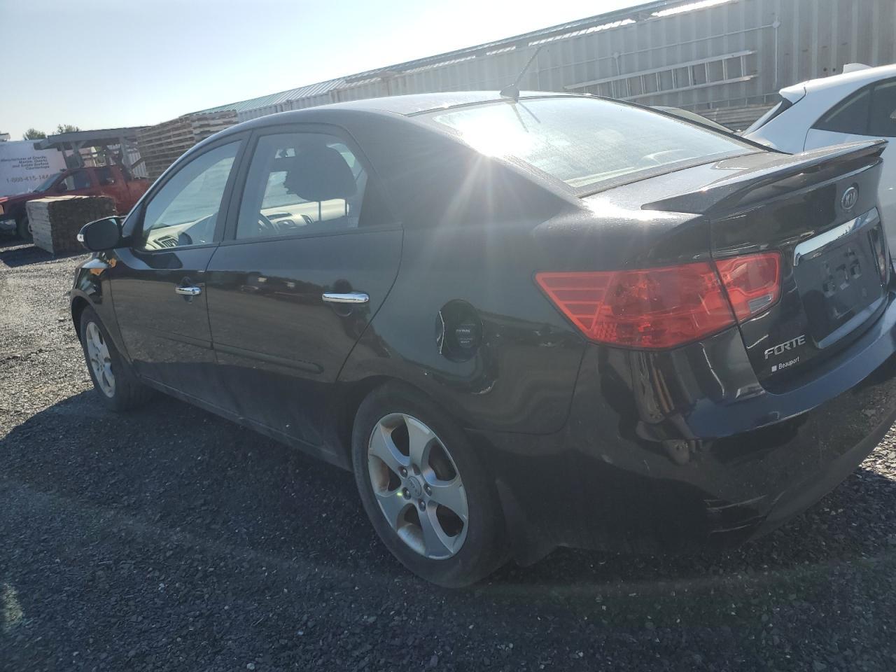 2010 KIA FORTE