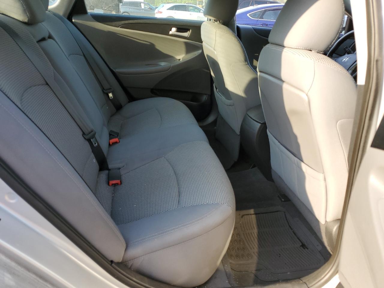 2012 HYUNDAI SONATA