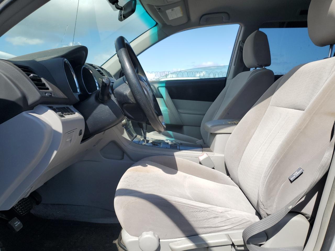2009 TOYOTA HIGHLANDER