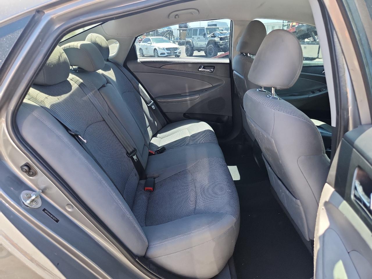 2013 HYUNDAI SONATA