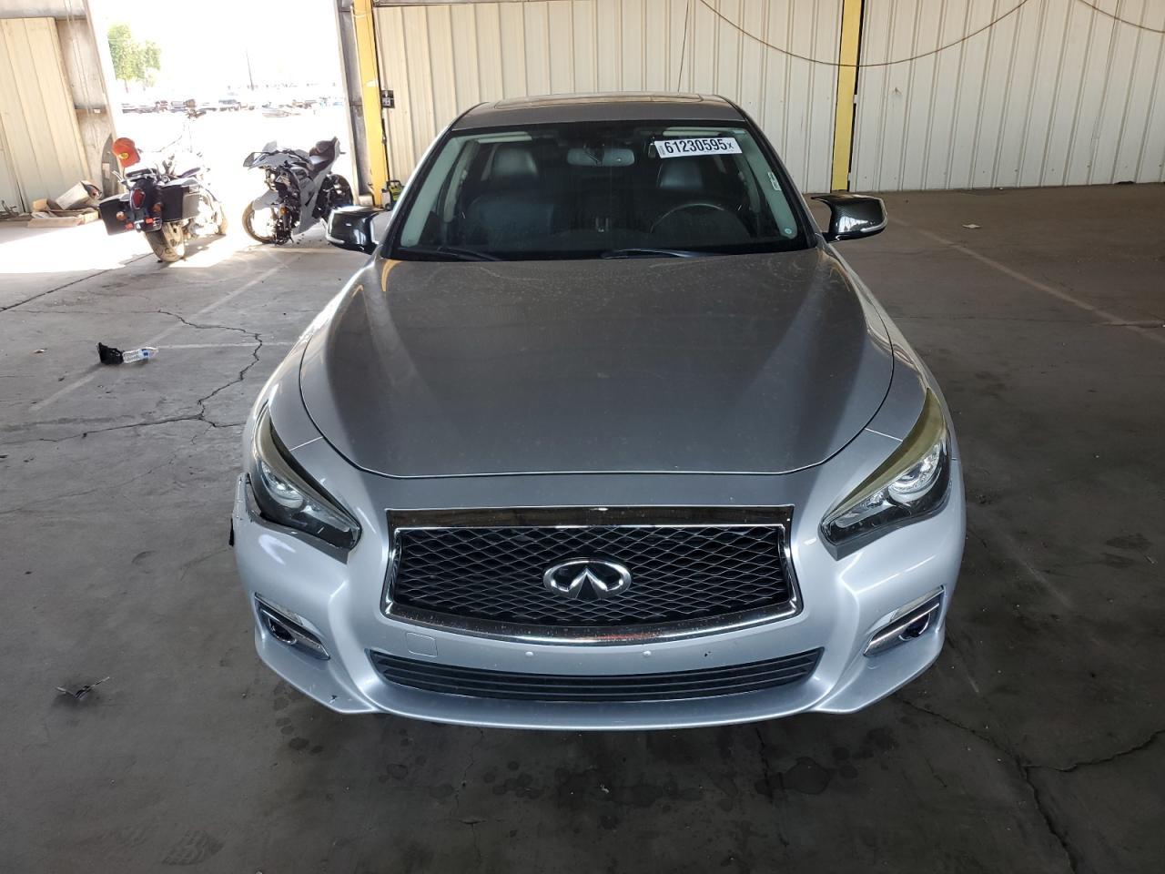2017 INFINITI Q50
