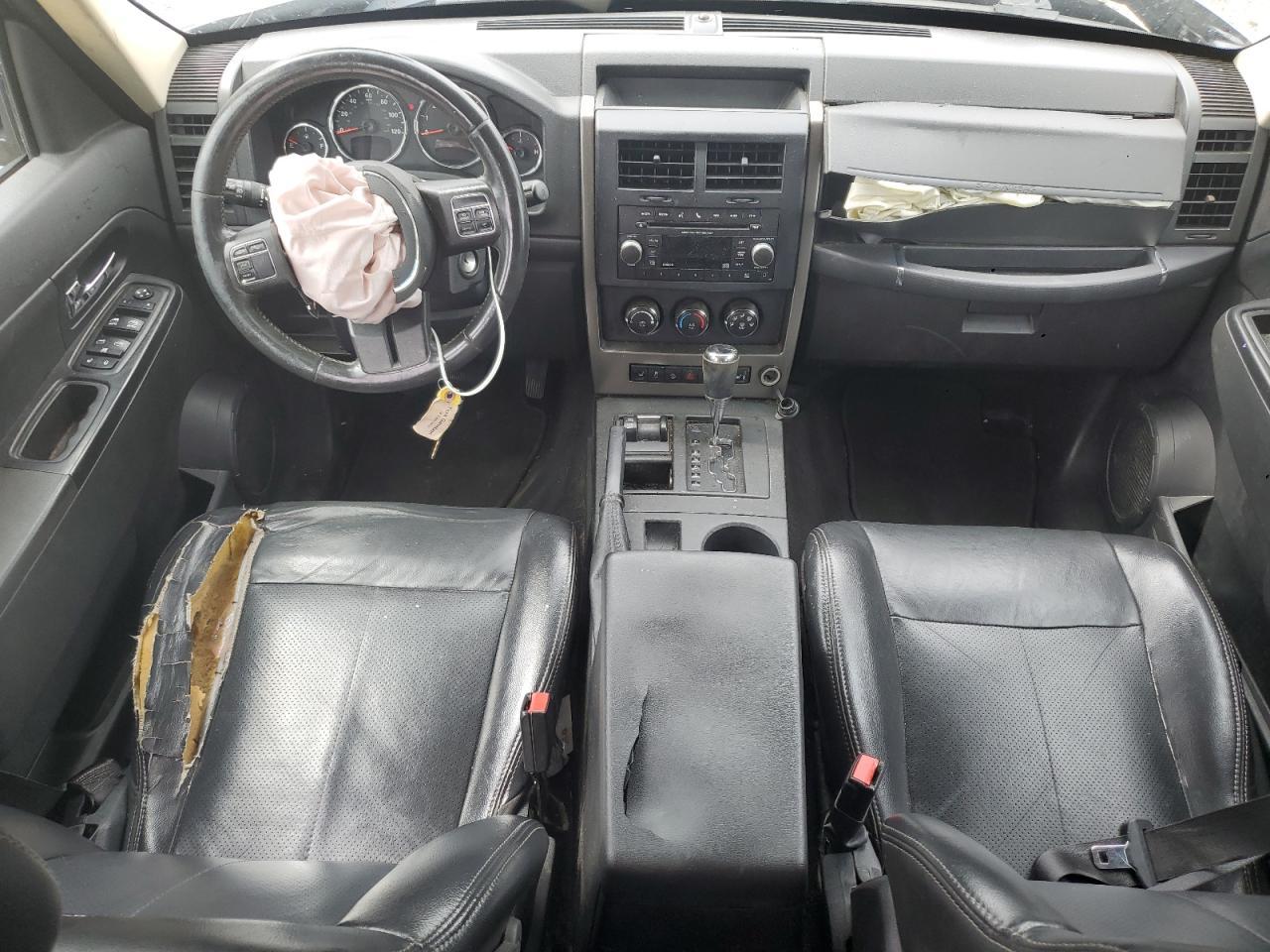 2012 JEEP Liberty