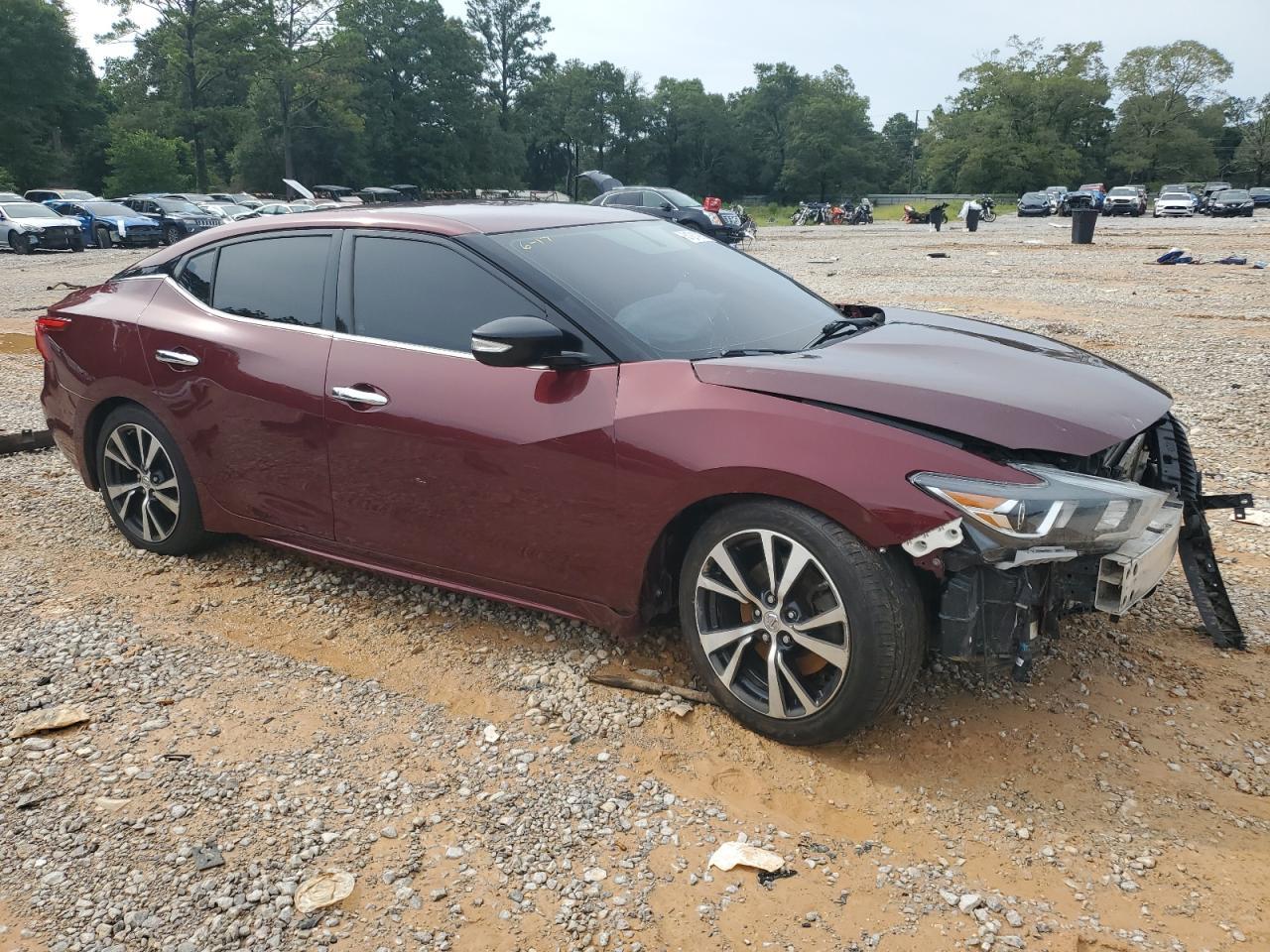 2017 NISSAN Maxima