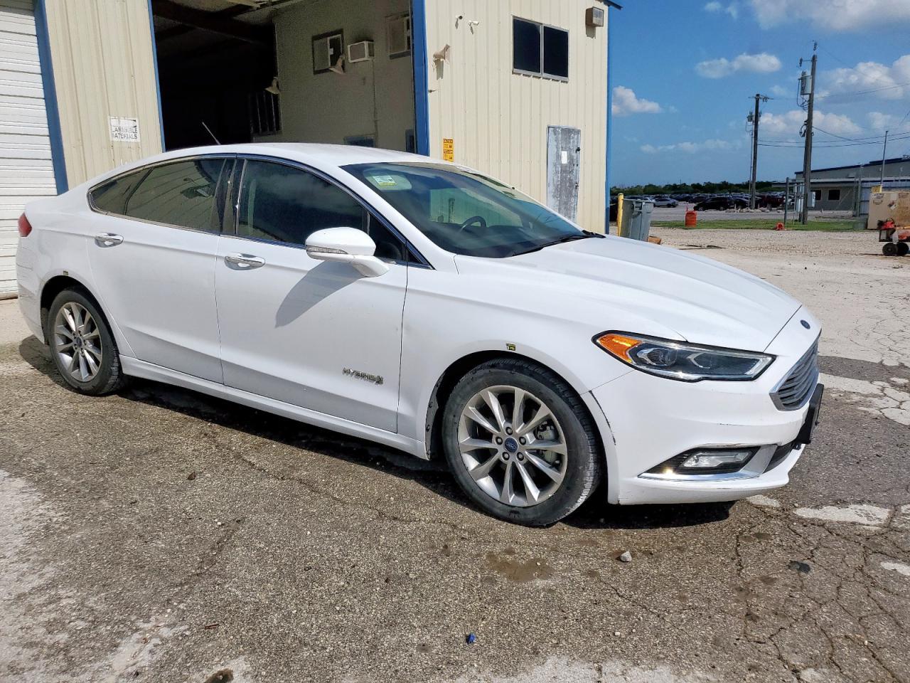 2017 FORD FUSION