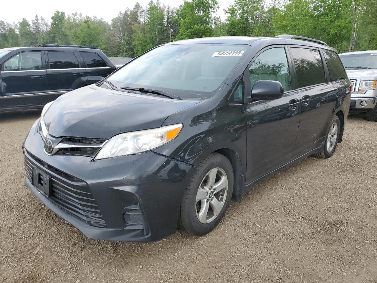 2018 TOYOTA SIENNA