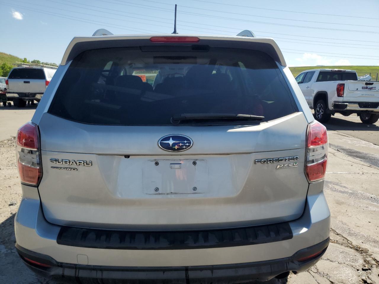 2015 SUBARU FORESTER