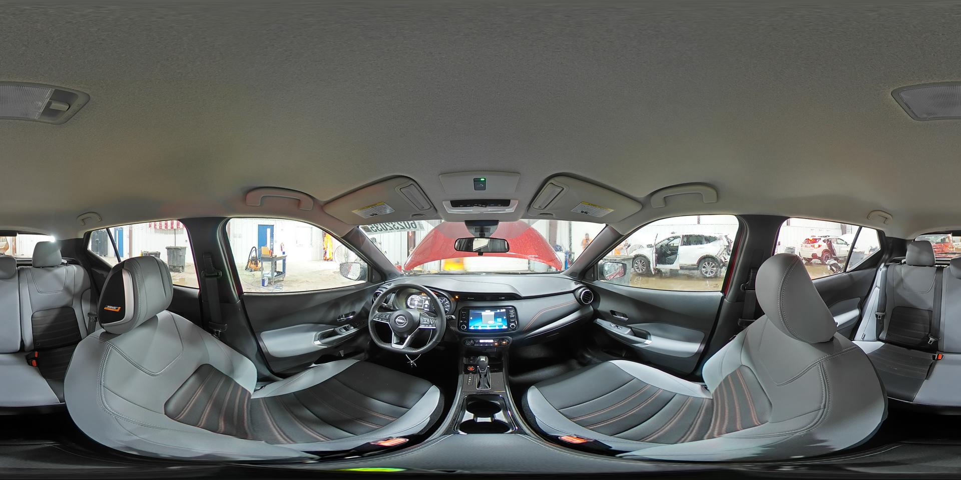 2024 NISSAN KICKS