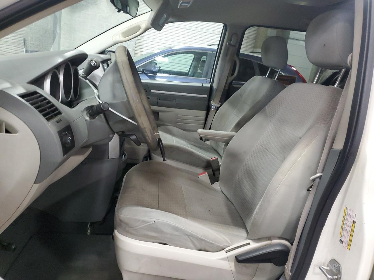 2010 DODGE CARAVAN