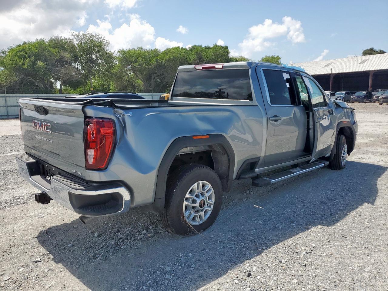 2025 GMC Sierra