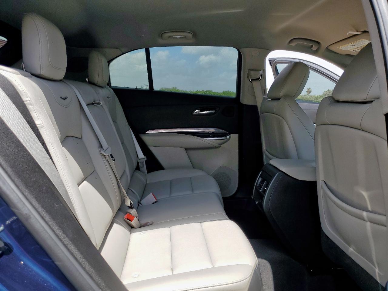 2021 CADILLAC XT4