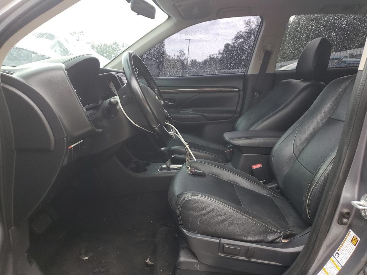 2016 MITSUBISHI outlander