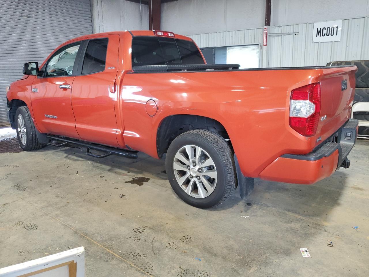 2017 TOYOTA TUNDRA