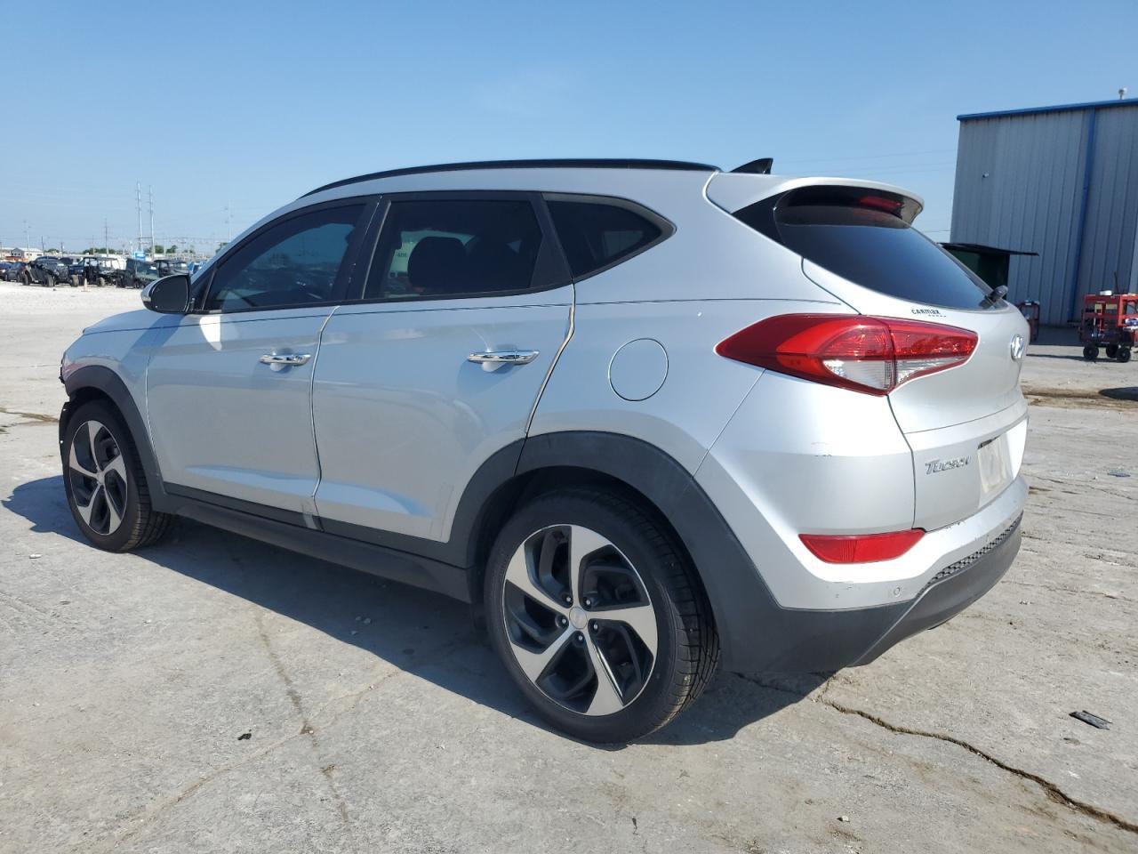 2016 HYUNDAI TUCSON