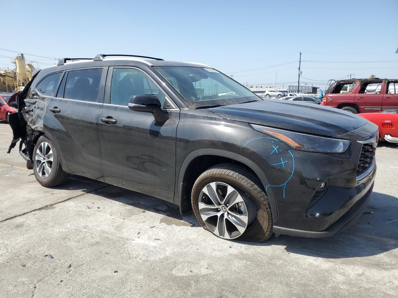 2024 TOYOTA HIGHLANDER