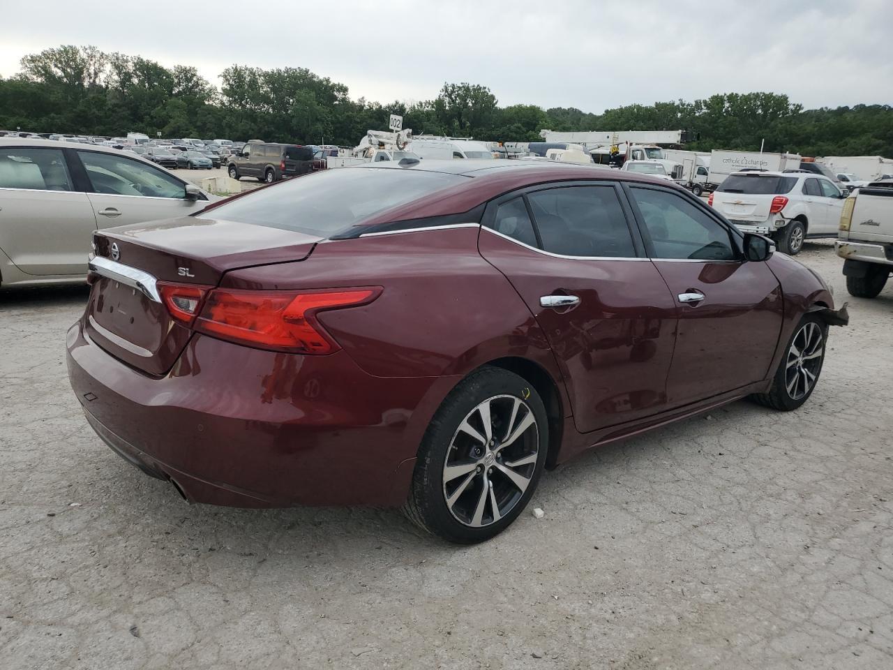 2017 NISSAN Maxima