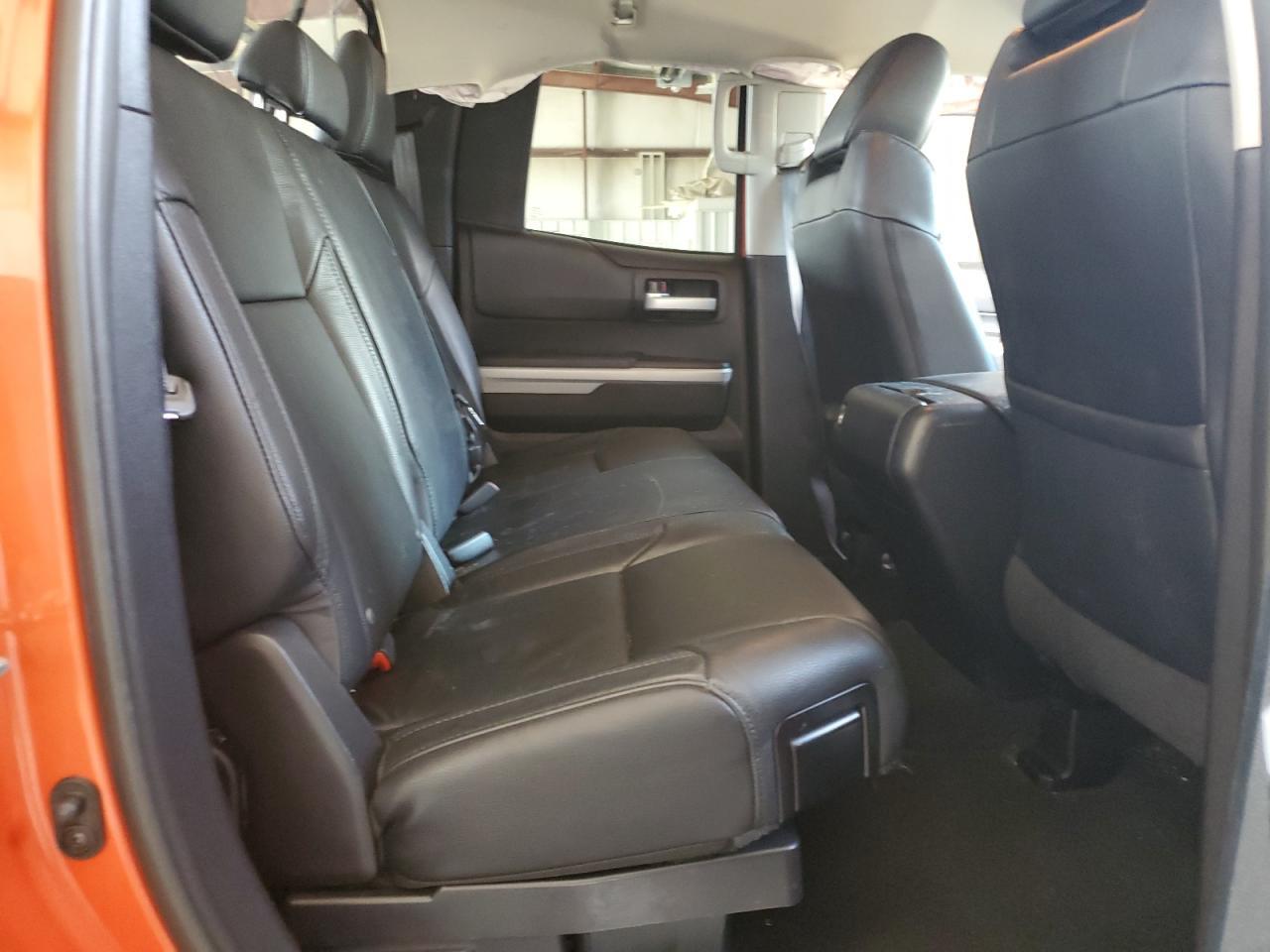 2017 TOYOTA TUNDRA