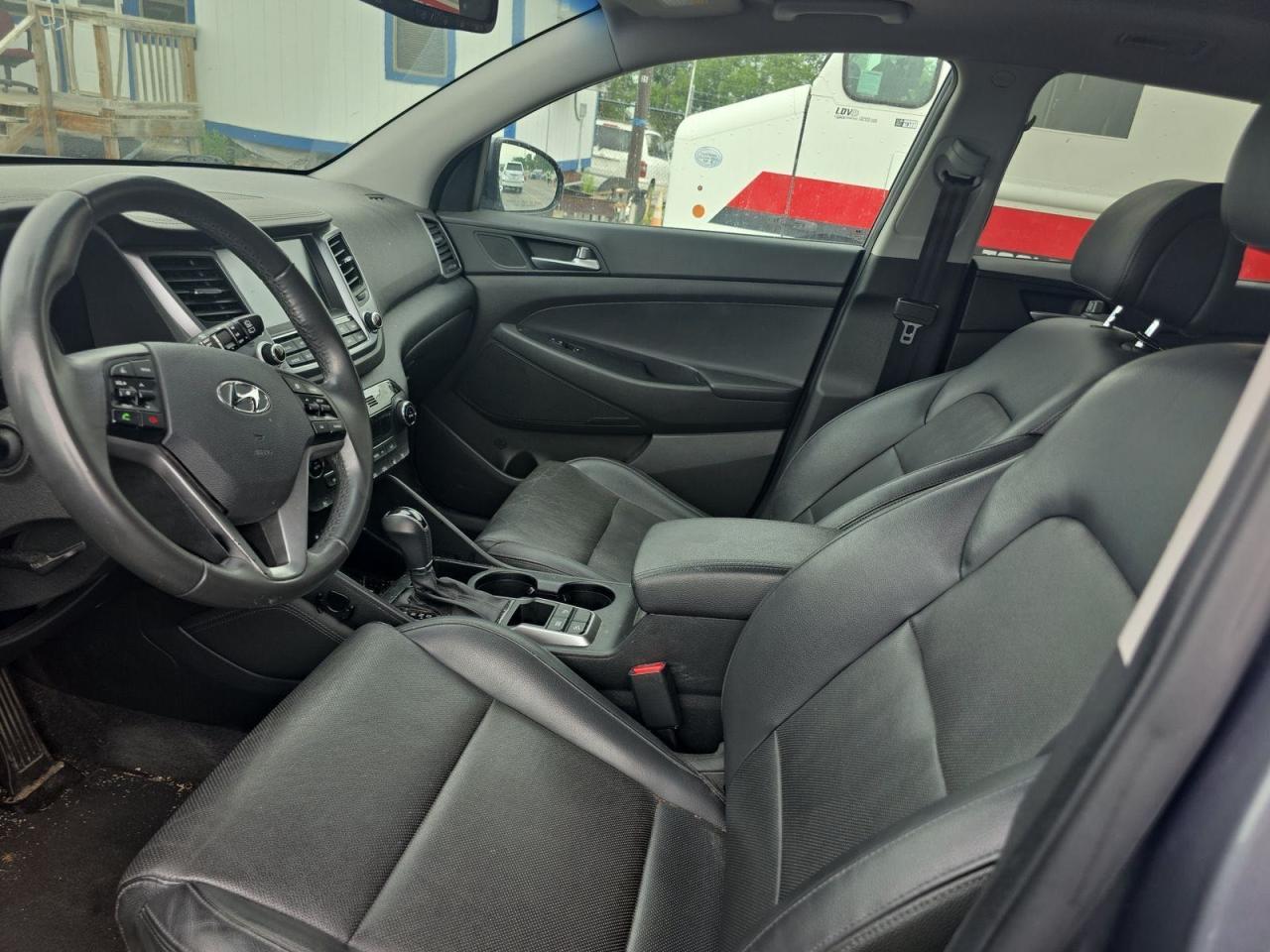 2016 HYUNDAI TUCSON