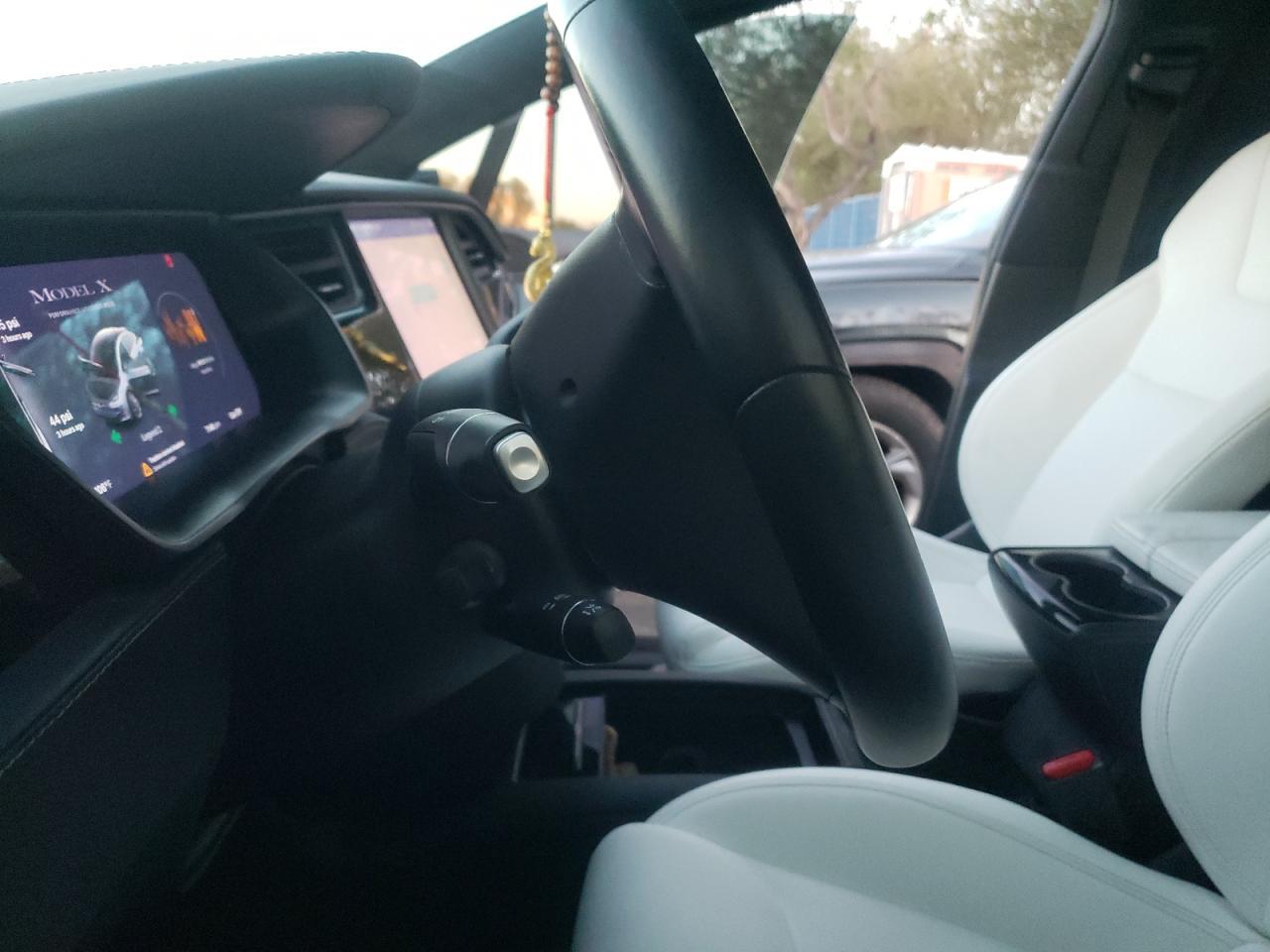 2020 TESLA MODEL X