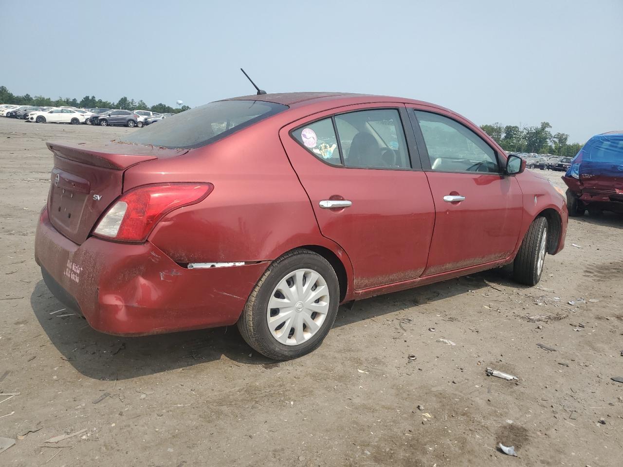 2018 NISSAN VERSA