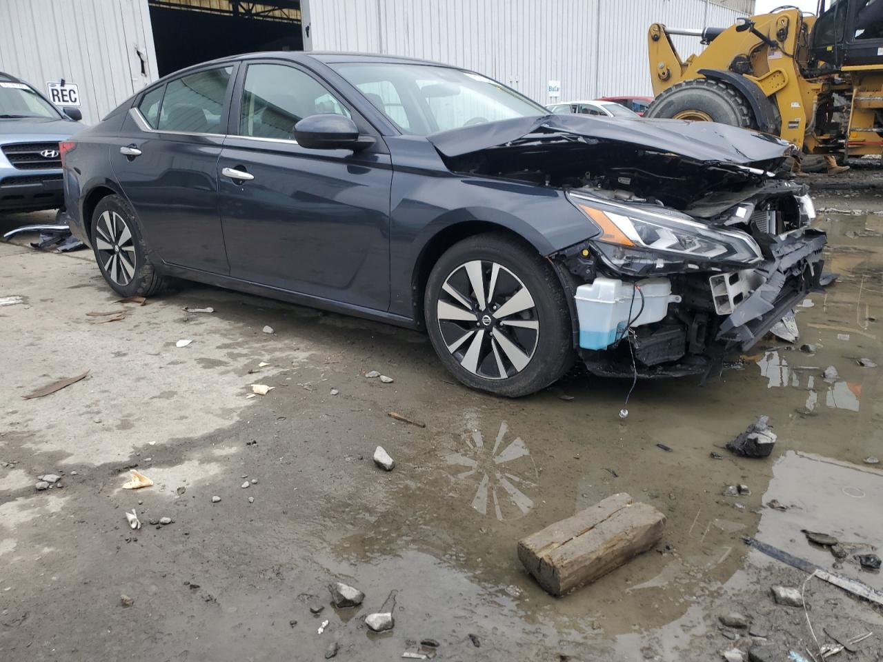 2022 NISSAN ALTIMA