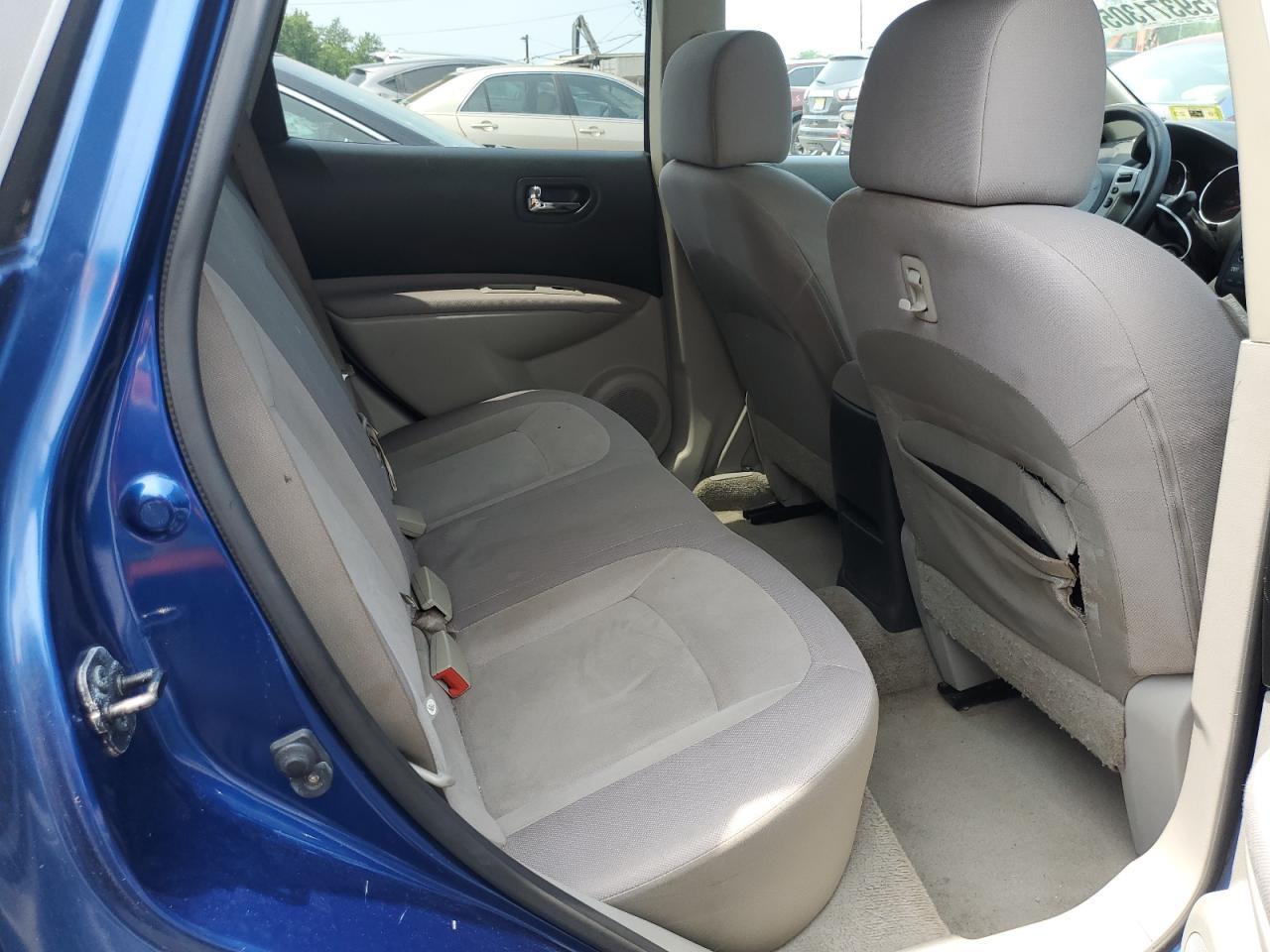 2010 NISSAN ROGUE