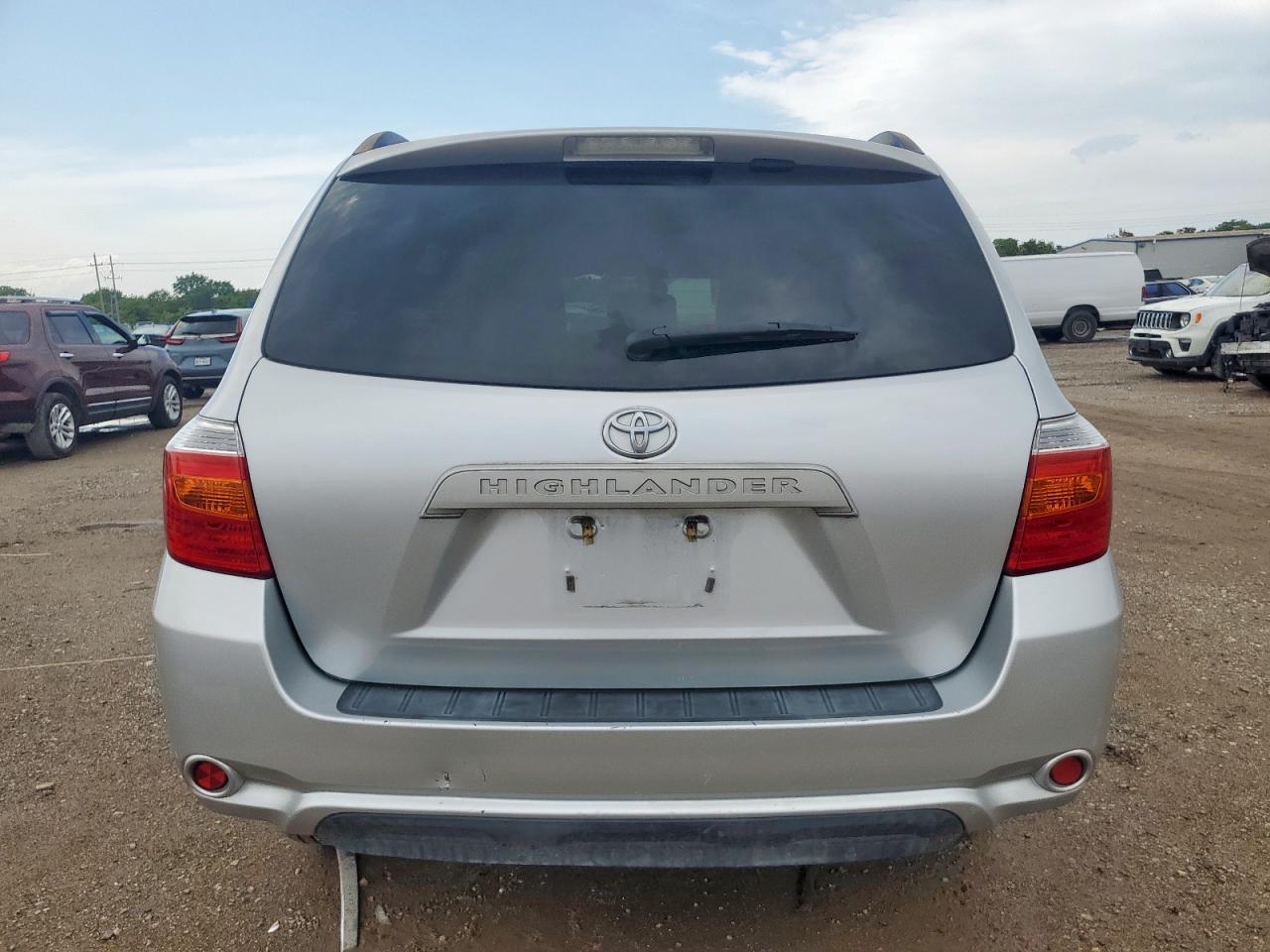 2010 TOYOTA HIGHLANDER