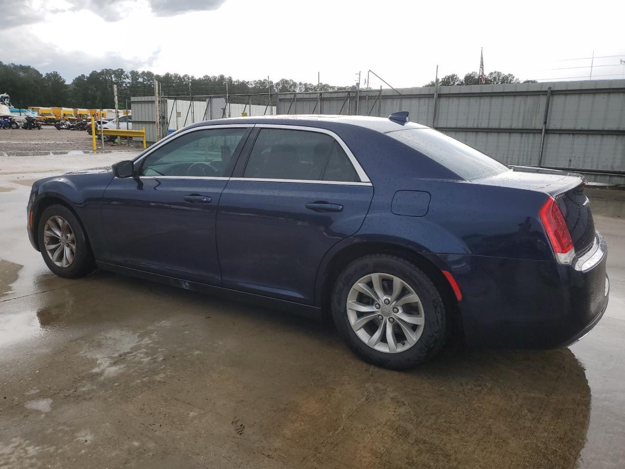 2015 CHRYSLER 300
