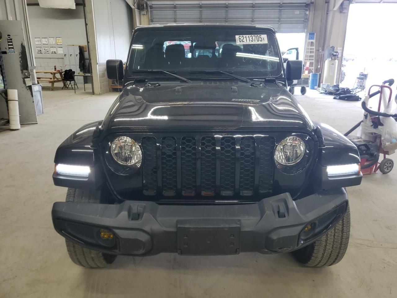 2021 JEEP Gladiator