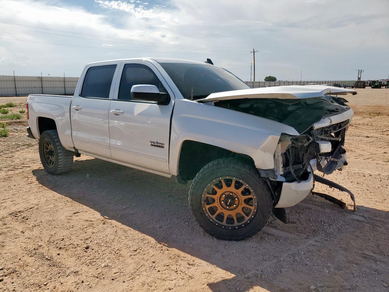 2018 CHEVROLET Silverado