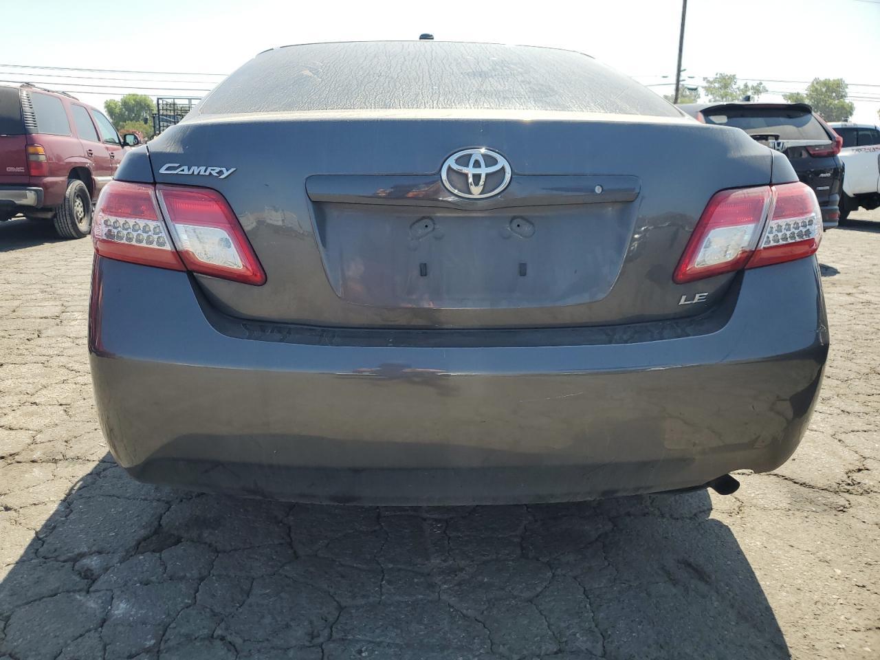 2010 TOYOTA CAMRY