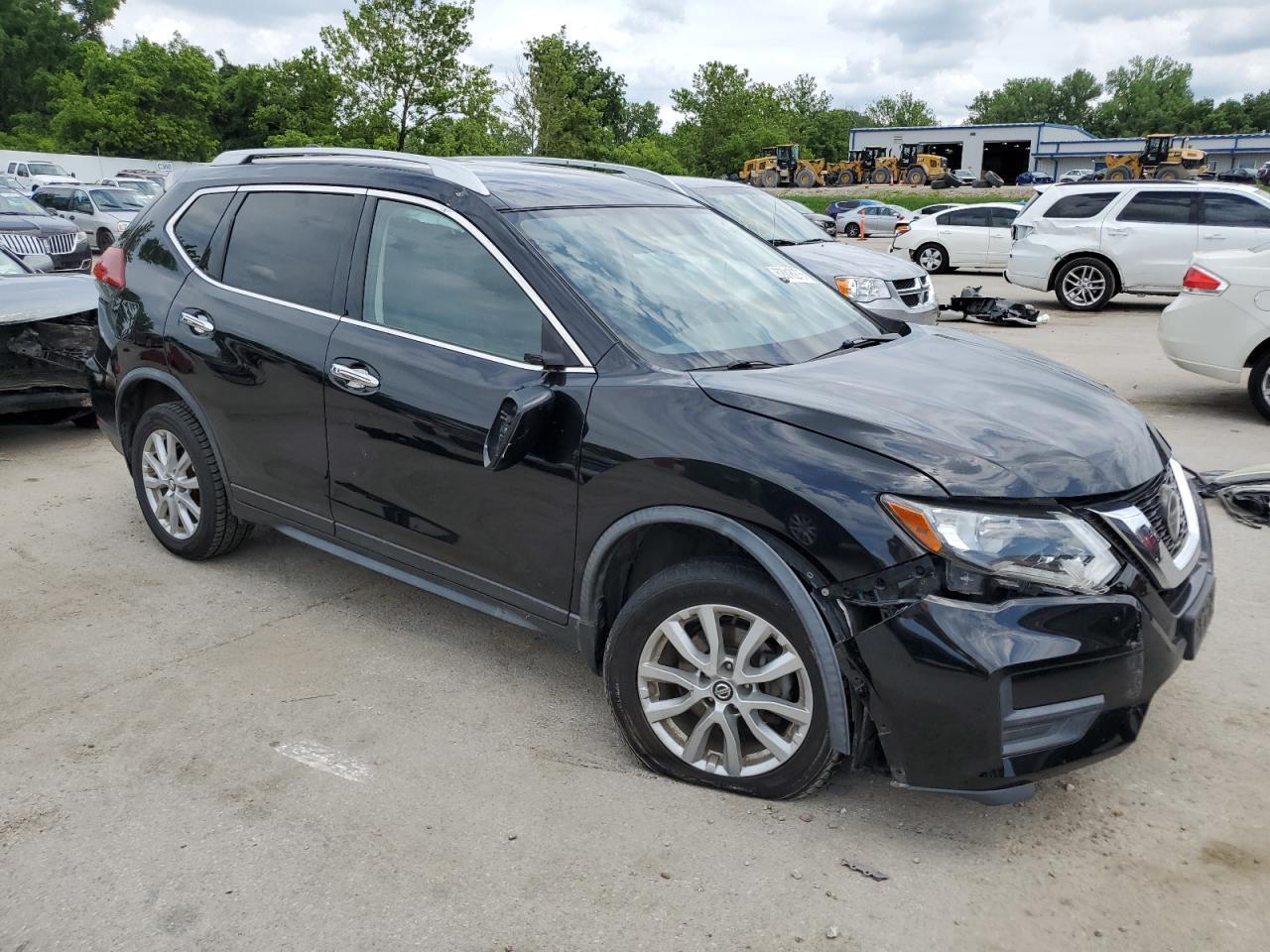 2018 NISSAN ROGUE
