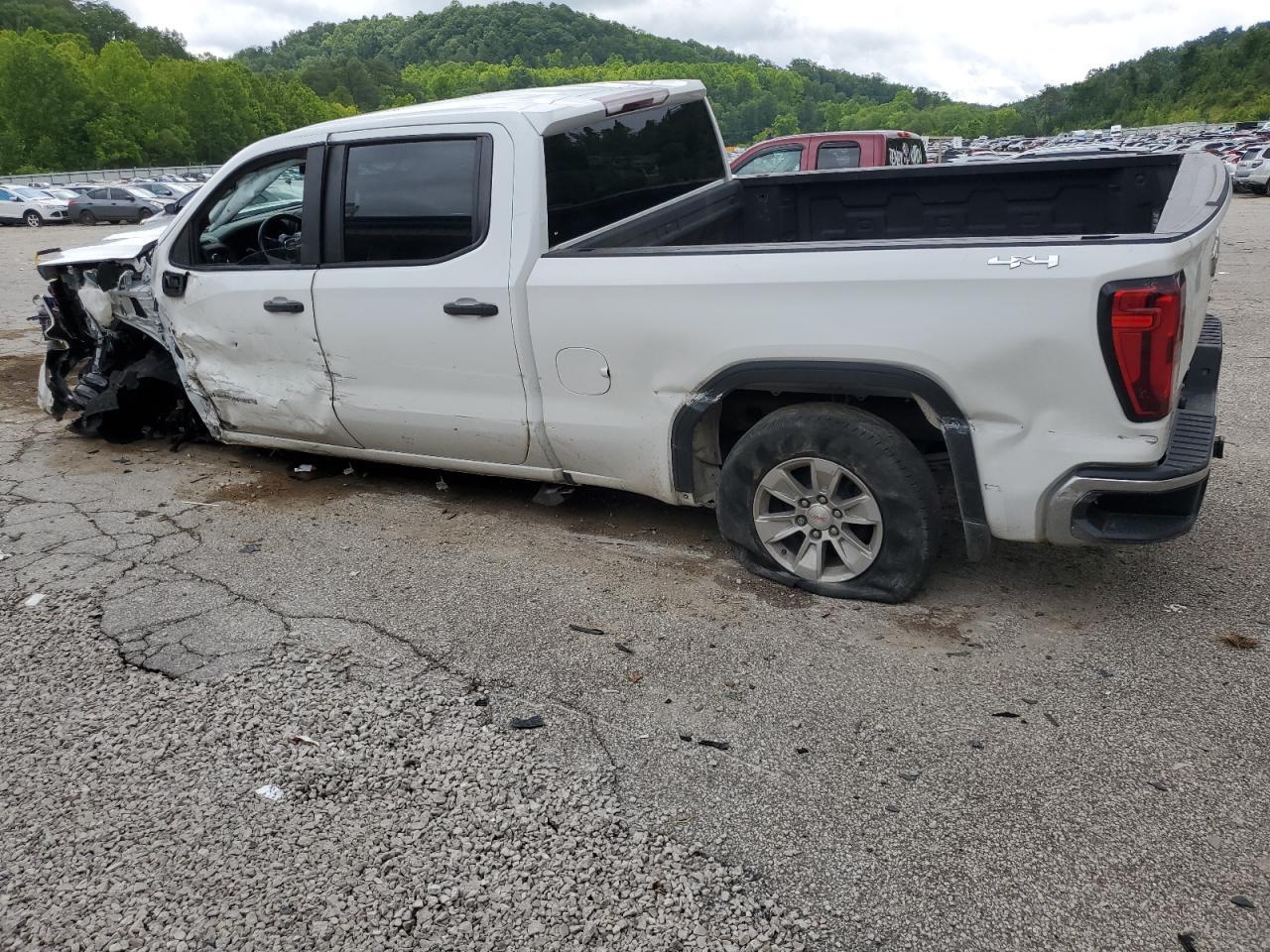 2023 GMC Sierra