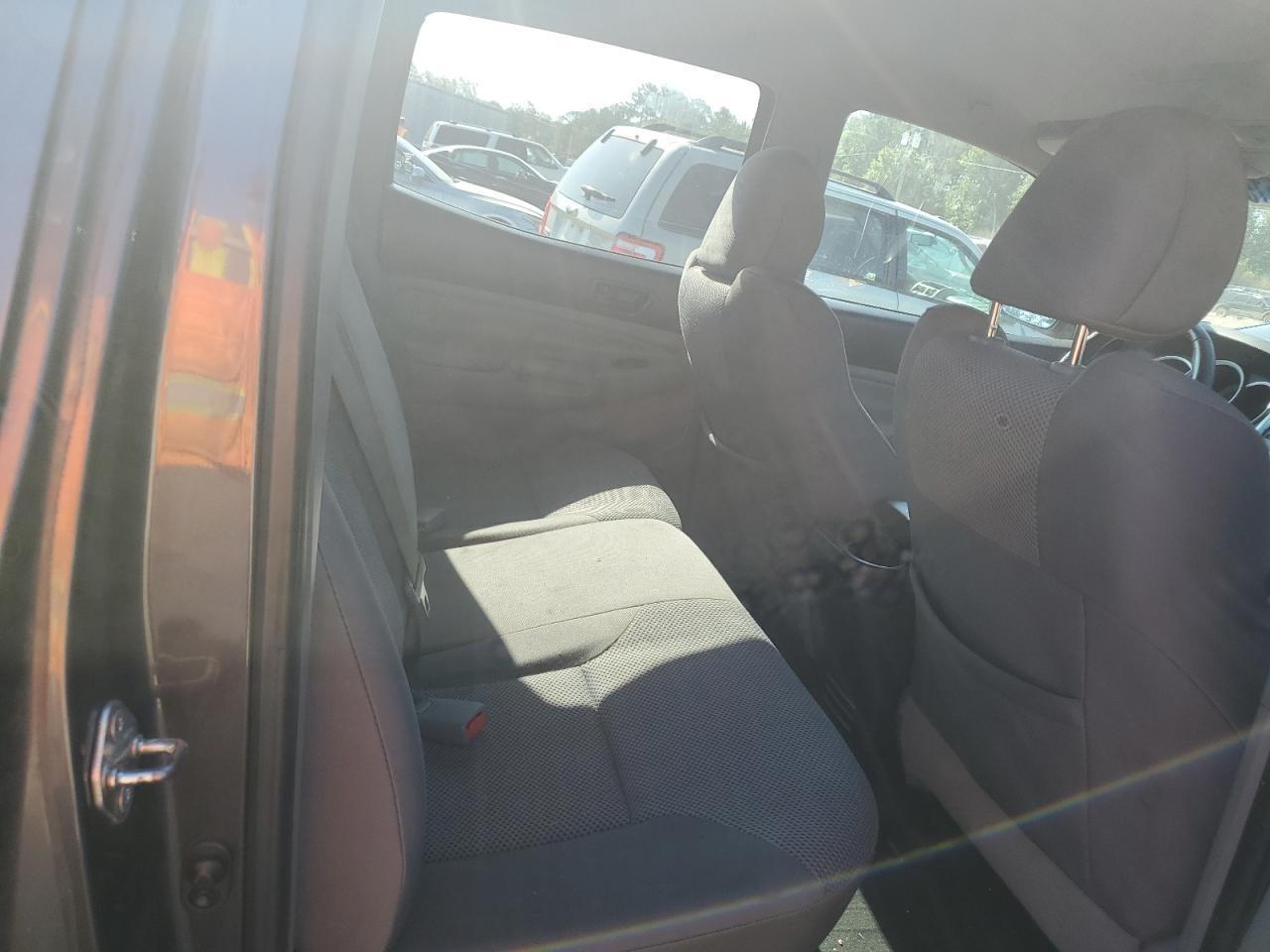 2015 TOYOTA TACOMA