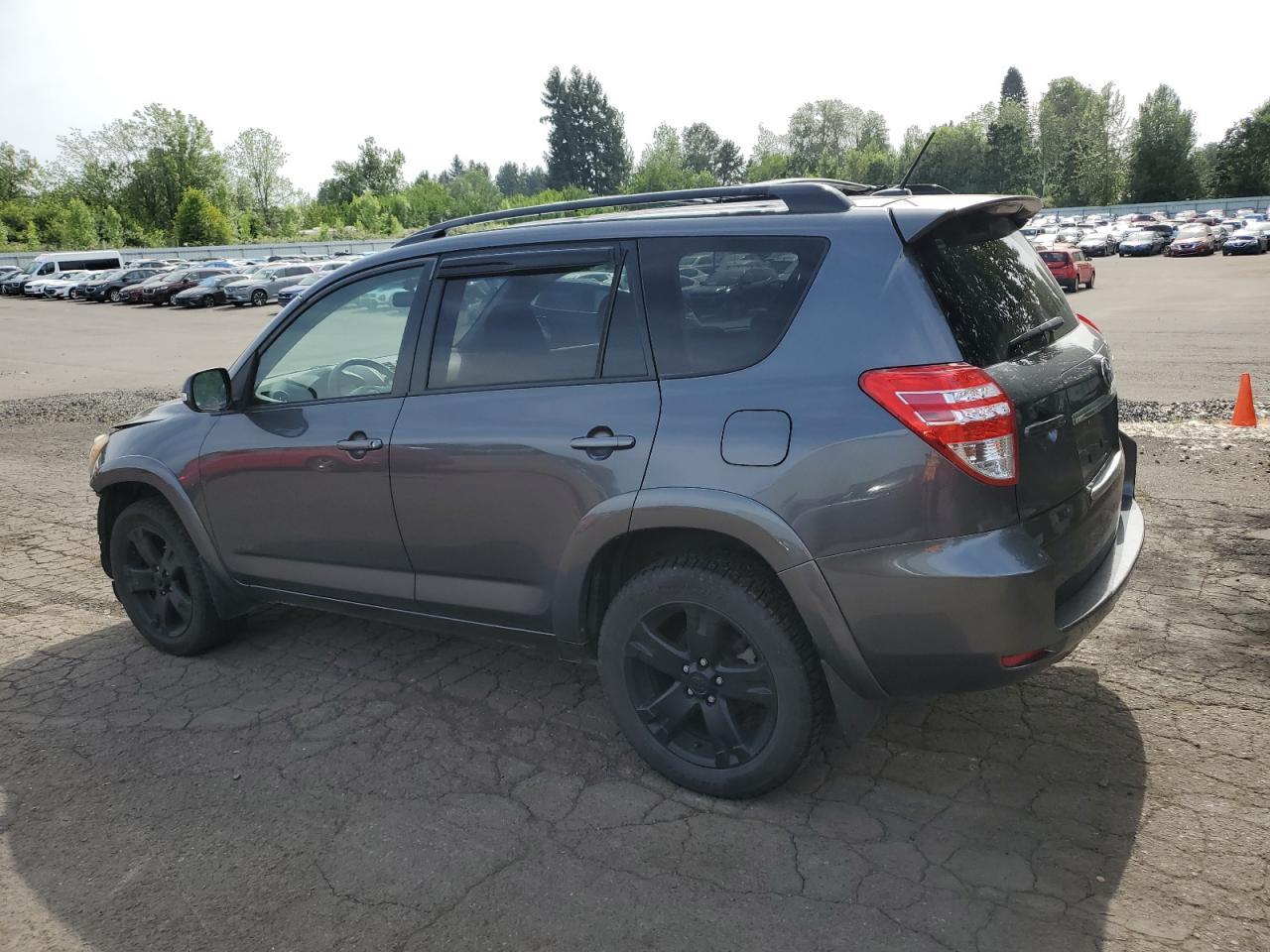 2011 TOYOTA RAV4