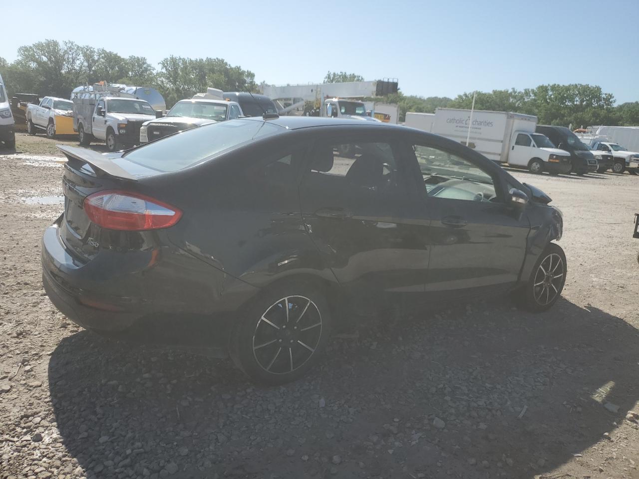 2015 FORD Fiesta