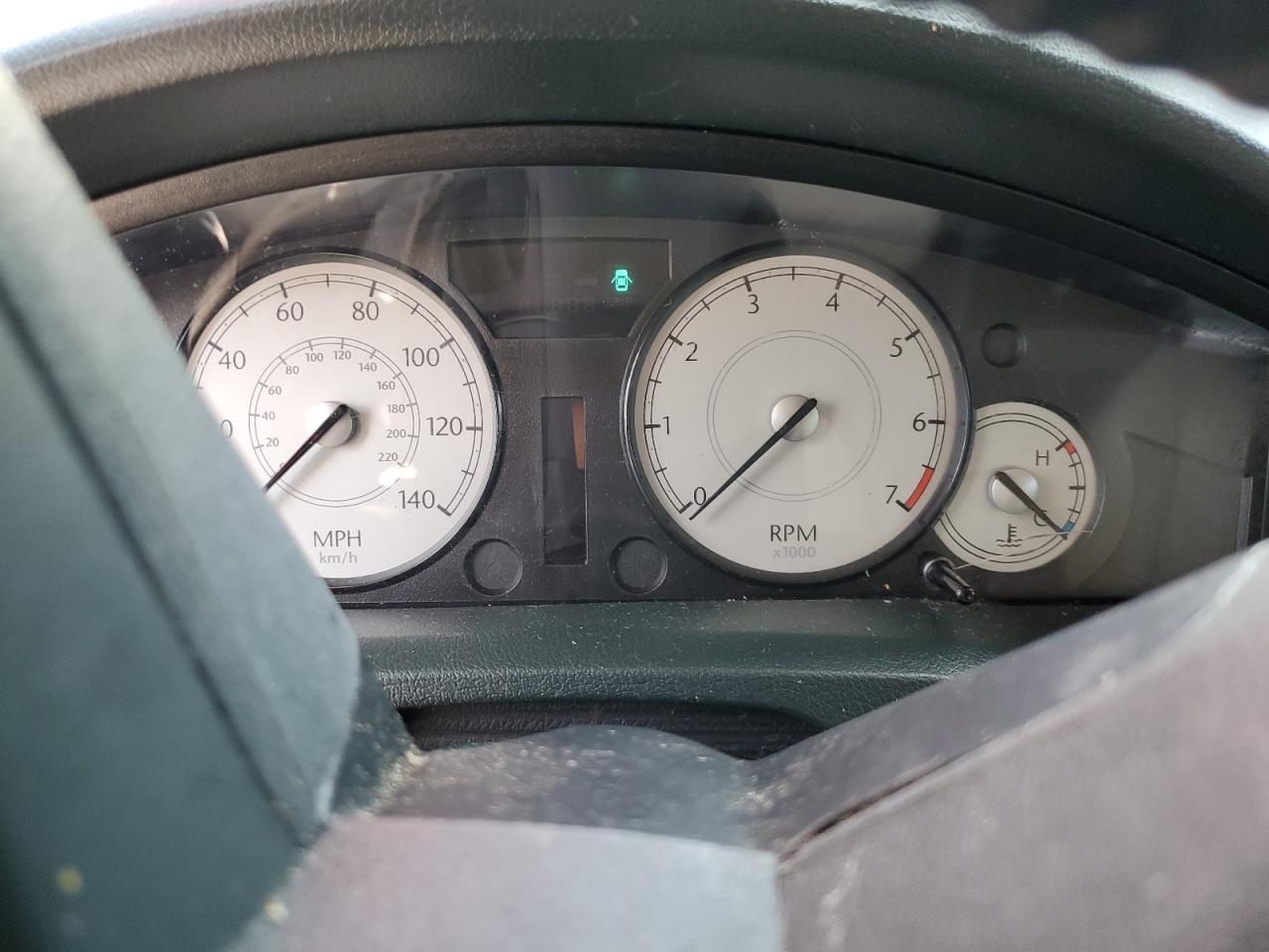2005 CHRYSLER 300