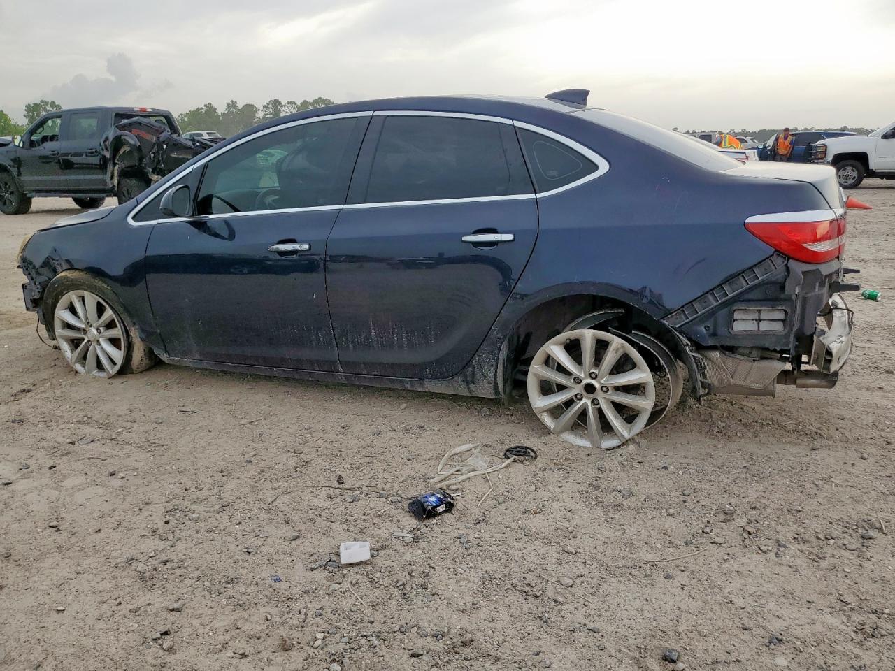 2016 BUICK VERANO