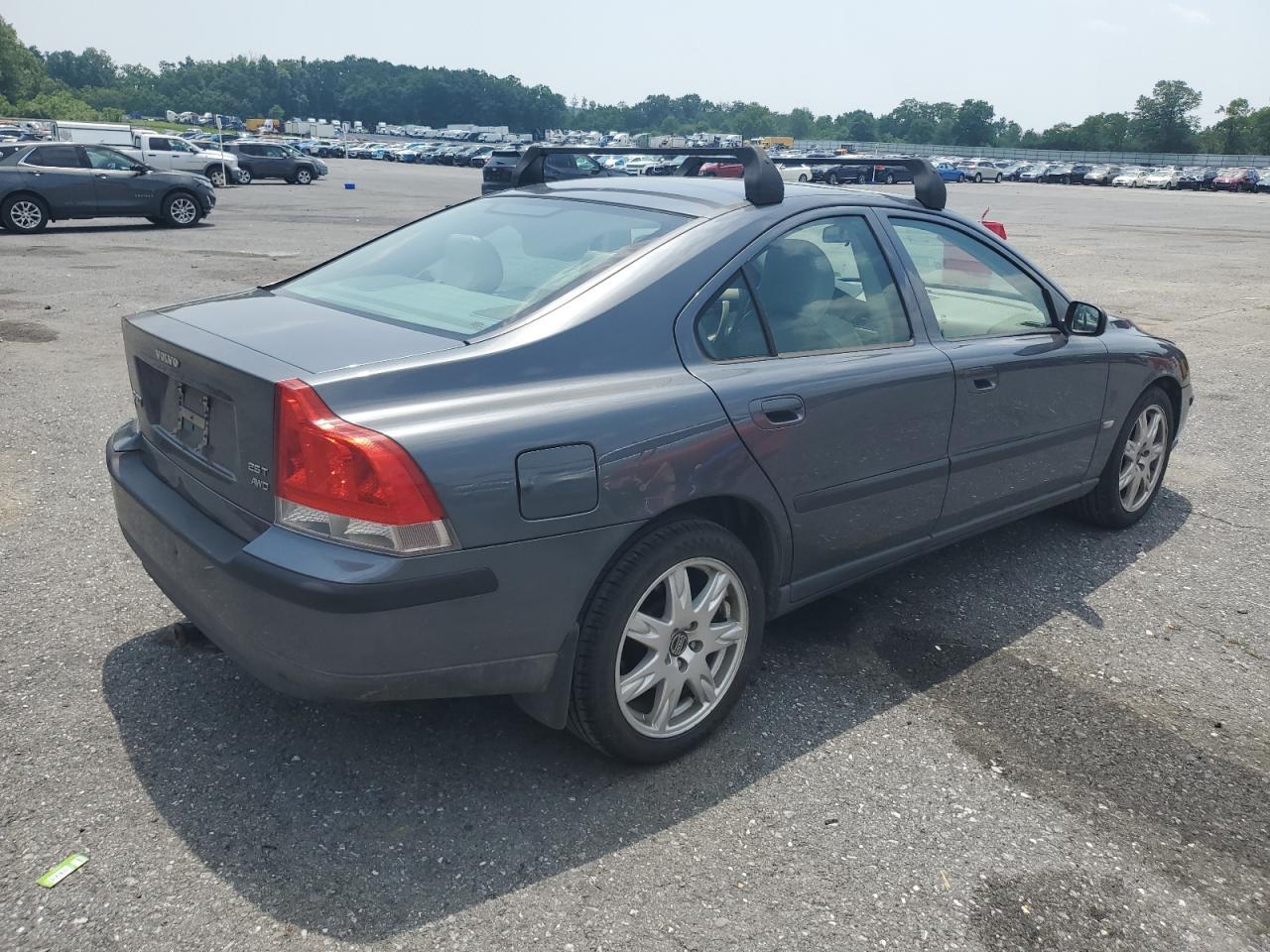2004 VOLVO S60