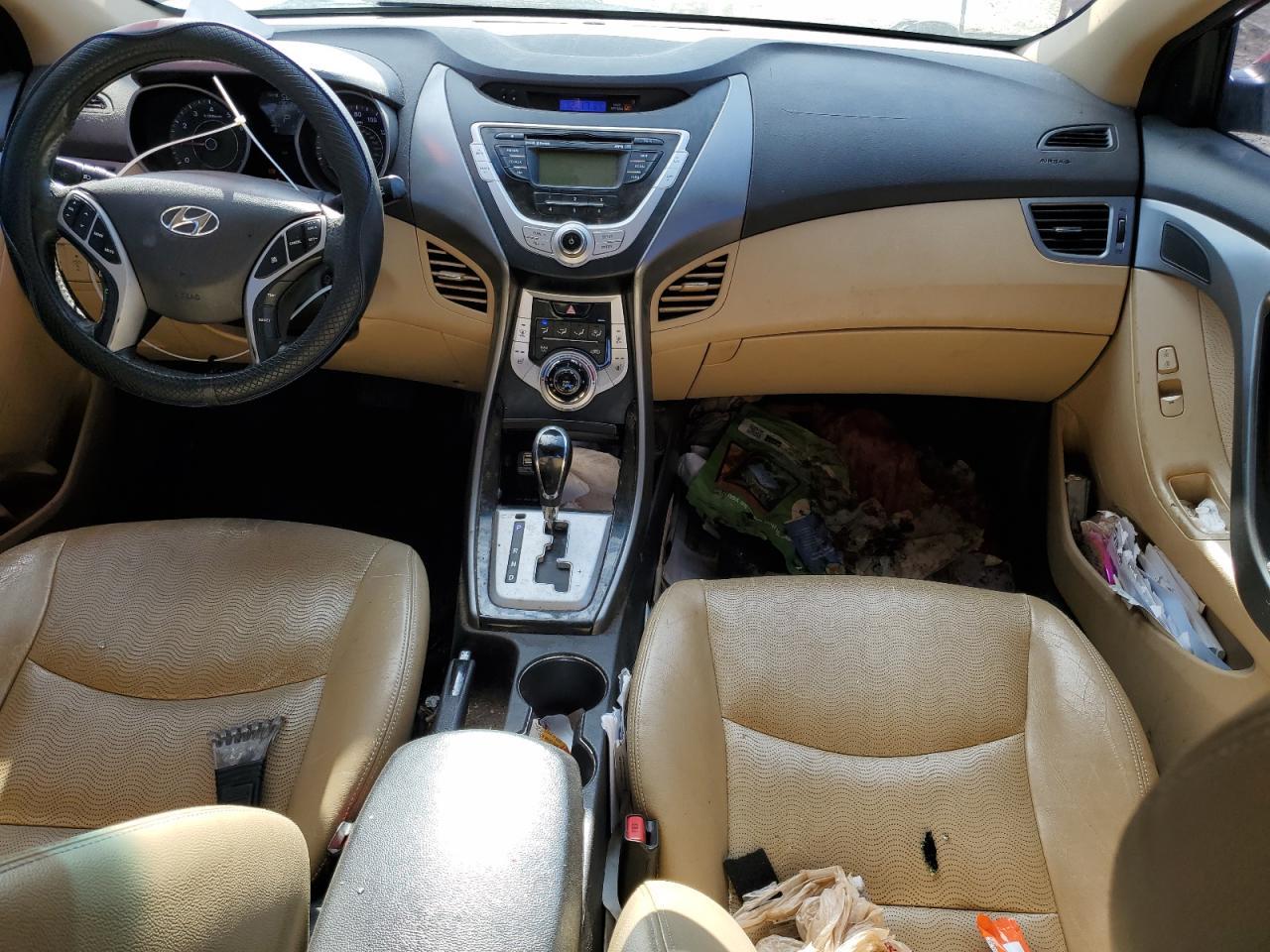 2012 HYUNDAI ELANTRA