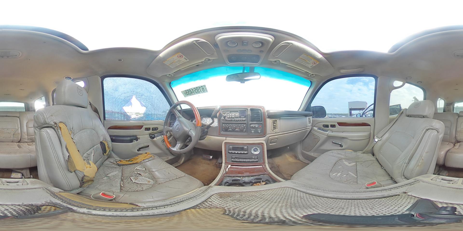 2002 CADILLAC ESCALADE